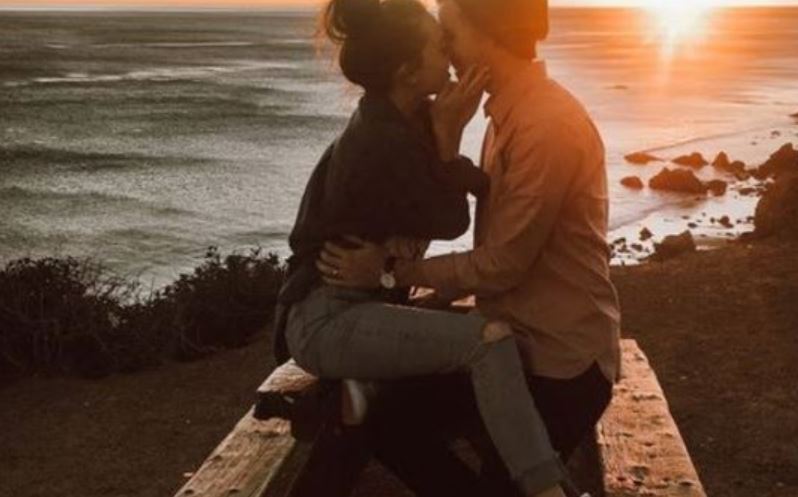 Nằm mơ thấy quan hệ với người yêu cũ tại bãi biển
