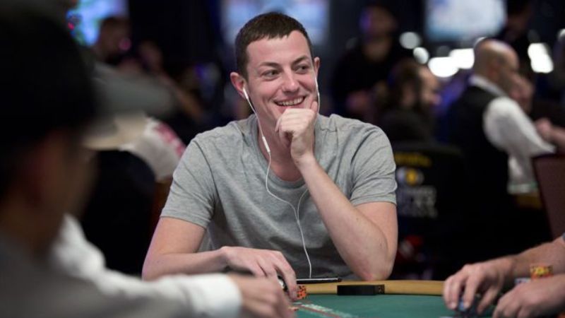 Giữ vững phong độ để trở thành ông trùm bài Poker